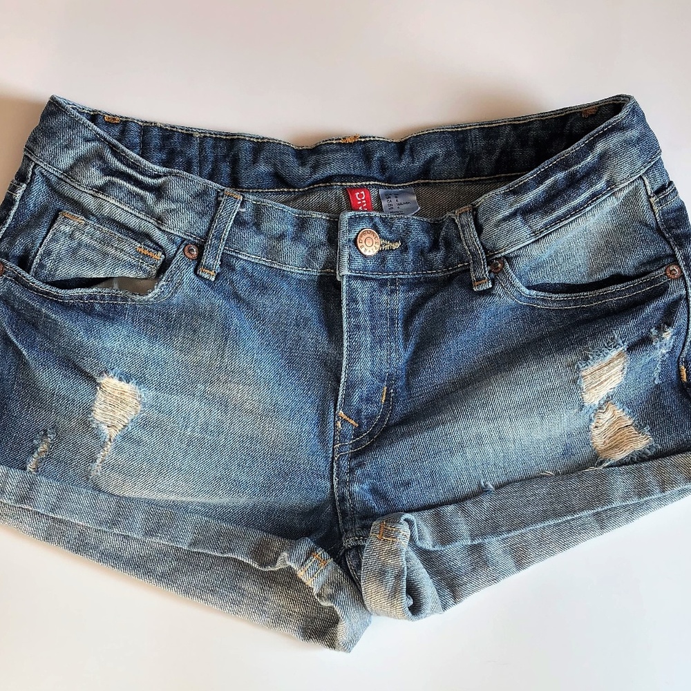Distressed Denim Shorts H&M Divided Mid Rise
